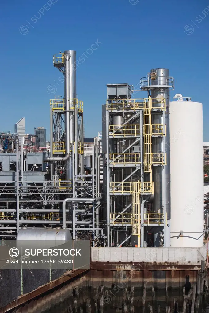 USA, New York State, New York City, Oil processing plant