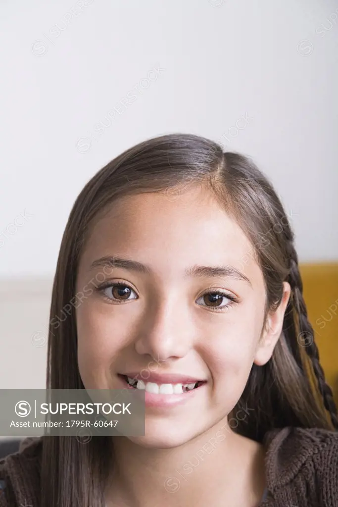 Portrait of smiling girl (10-11)