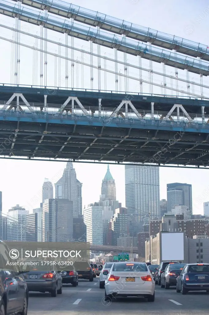 USA, New York State, New York City, part of manhattan bridge with skyscrapers in background