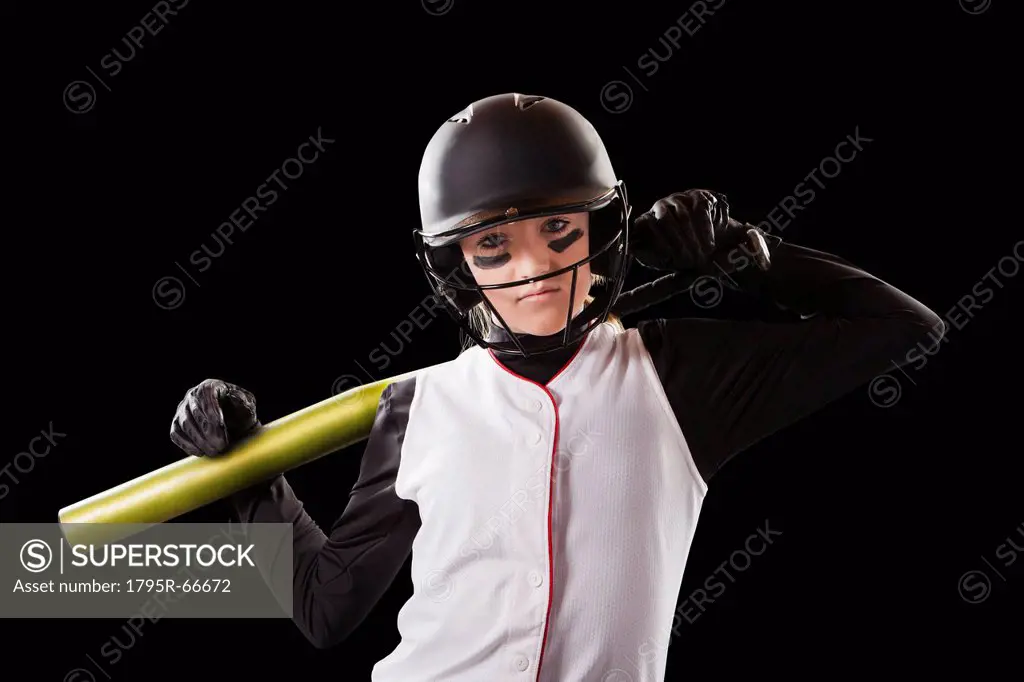 Portrait of girl 12_13 plying softball