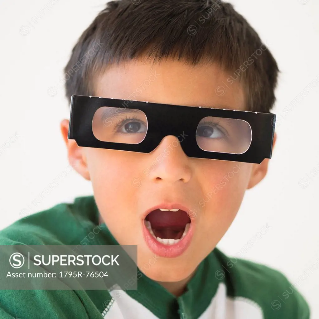 Portrait of boy 6_7 wearing 3d glasses