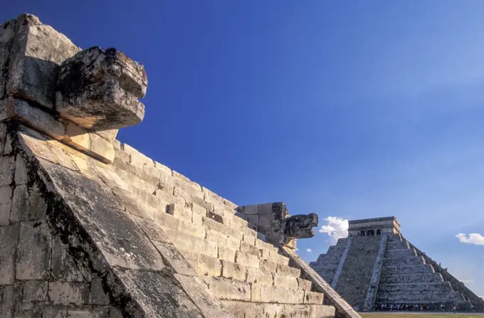 Mexico, Yucatan, Chichen Itza, Maya ruins