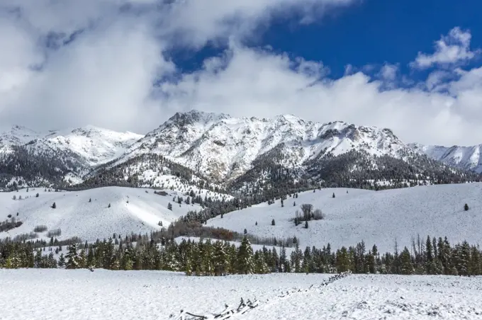 USA, Idaho, Sun Valley, Mountain landscape and forest in winter
