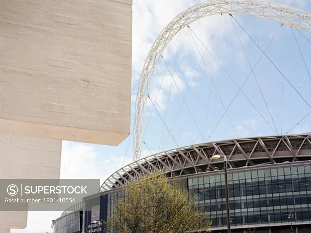 WEMBLEY STADIUM, EMPIRE WAY, LONDON, UNITED KINGDOM, PROGRESS SHOT, FOSTER AND PARTNERS