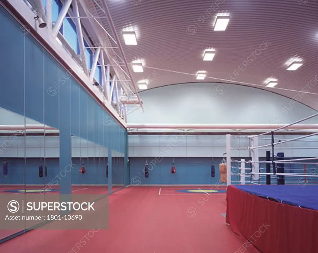 ENGLISH INSTITUTE OF SPORT, COLERIDGE ROAD, SHEFFIELD, SOUTH YORKSHIRE, UNITED KINGDOM, VIEW ALONG MIRROR WALL AND BOXING RING, FAULKNER BROWNS