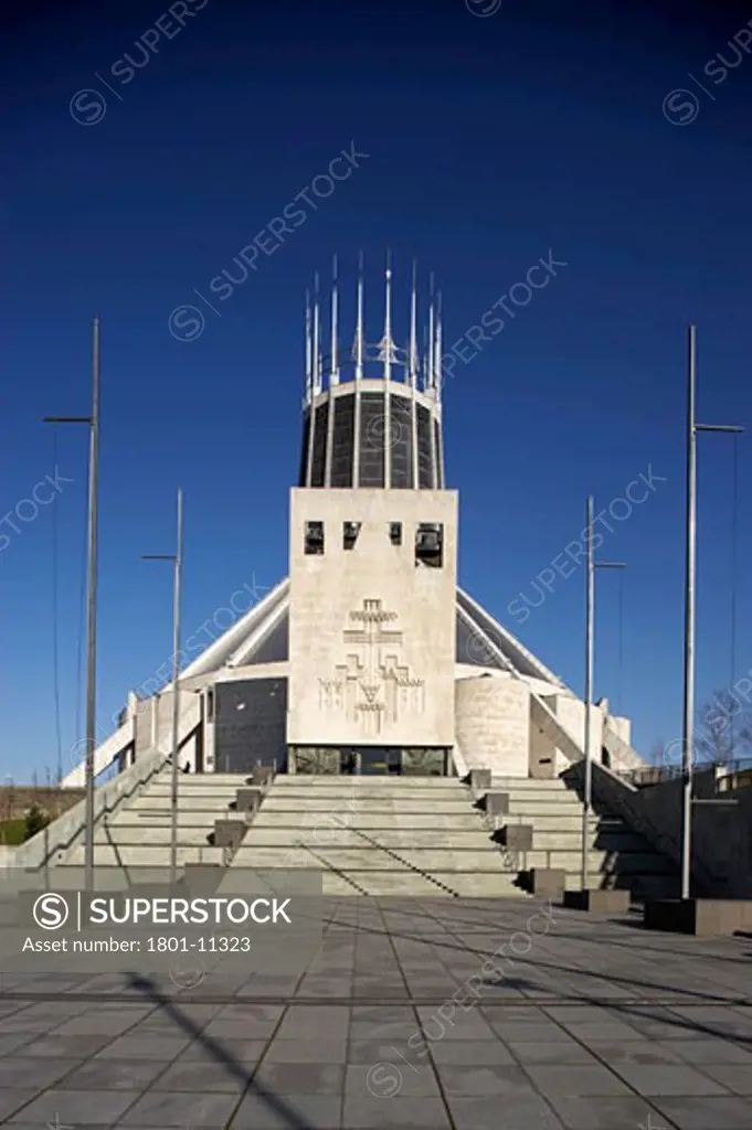 METROPOLITAN CATHOLIC CATHEDRAL, MOUNT PLEASANT, LIVERPOOL, MERSEYSIDE, UNITED KINGDOM, SOUTH ELEVATION SHOWING MAIN ENTRANCE AND STEPS, FREDERICK GIBBERD PARTNERSHIP