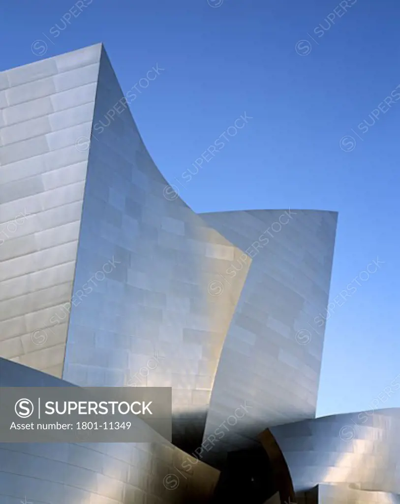 WALT DISNEY CONCERT HALL, SOUTH GRAND AVENUE, LOS ANGELES, CALIFORNIA, UNITED STATES, PORTRAIT VIEW OF FOLDS AND SHAPES, FRANK GEHRY