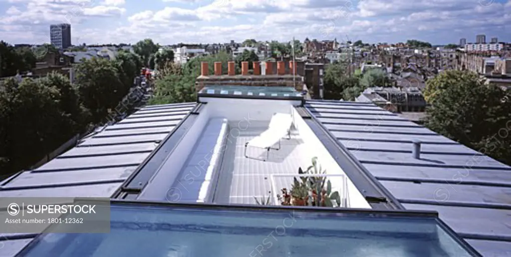 PRIVATE RESIDENCE, NOTTING HILL, LONDON, W11 NOTTING HILL, UNITED KINGDOM, HIGH LEVEL VIEW SHOWING RETRACTABLE GLASS ROOF, GIANNI BOTSFORD ARCHITECTS