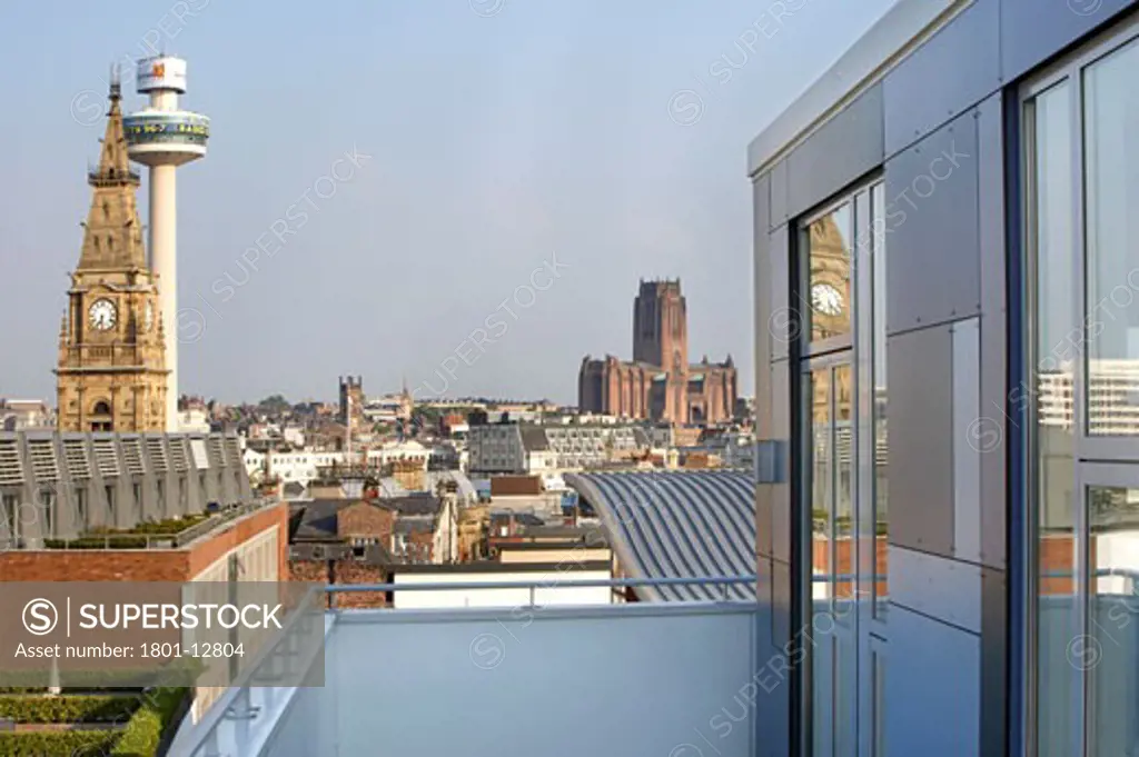 APARTMENTS, LIVERPOOL, MERSEYSIDE, UNITED KINGDOM, LANDSCAPE VIEW OF CITY FROM BALCONY, GLAS ARCHITECTS