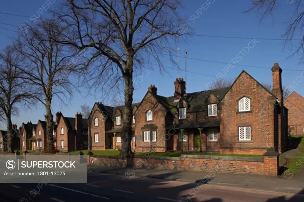 SANDBACH ALMSHOUSES, THE HILL, NEWCASTLE ROAD, SANDBACH, CHESHIRE, UNITED KINGDOM, OVERALL VIEW FROM ROAD, SIR GEORGE GILBERT SCOTT
