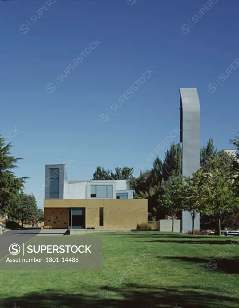CHAPEL OF ST IGNATIUS, SEATTLE UNIVERSITY, SEATTLE, WASHINGTON, UNITED STATES, DAY VIEW WITH CAMPANILE, STEVEN HOLL