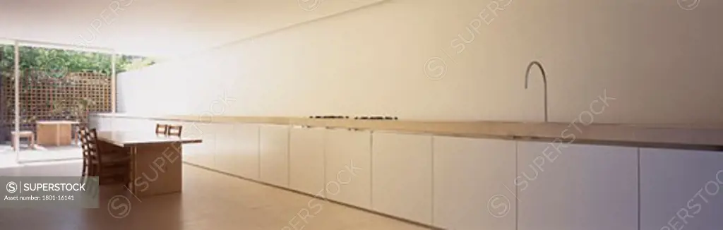 ROSMEAD HOUSE, LONDON, W11 NOTTING HILL, UNITED KINGDOM, KITCHEN/DINING ROOM PANORAMIC TO GARDEN, JOHN PAWSON
