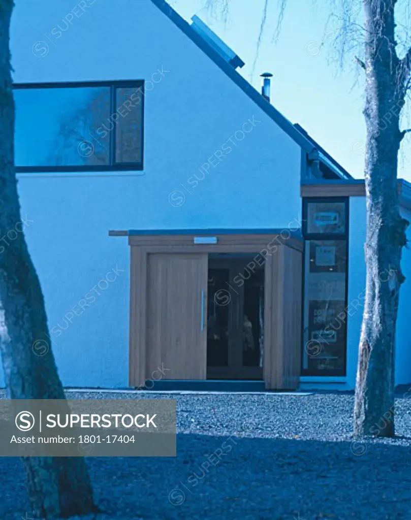 NICK NAIRN COOK SCHOOL, LAKE OF MENTEITH, PORT OF MENTEITH, STIRLINGSHIRE, UNITED KINGDOM, ENTRANCE, LISA LE-GROVE