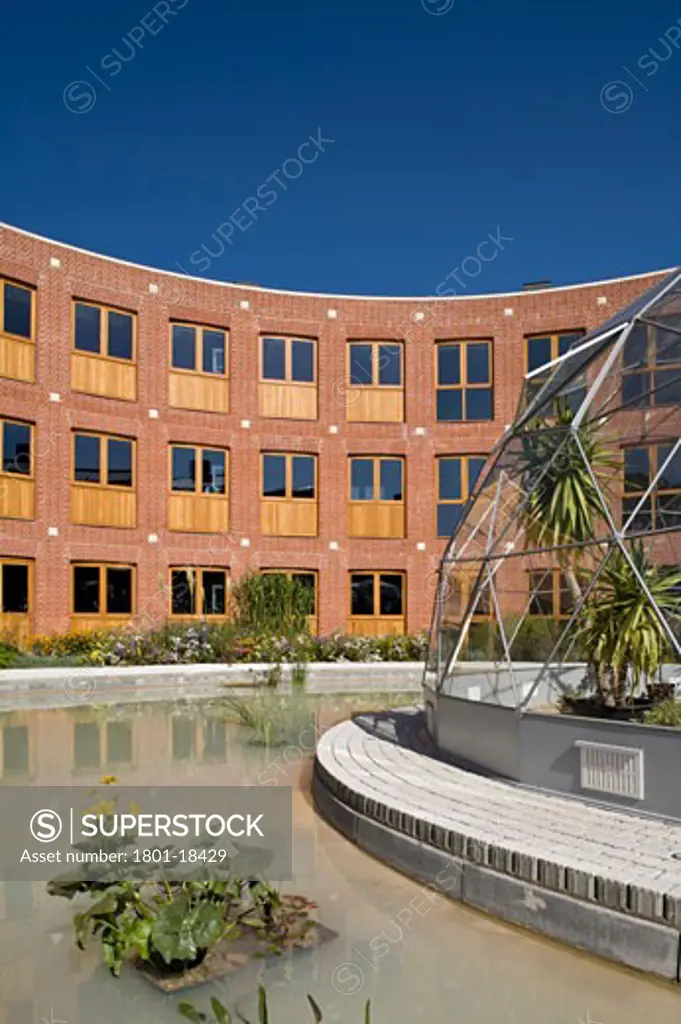 SANGER BUILDING - BRYANSTON SCHOOL, BLANDFORD, DORSET, UNITED KINGDOM, VIEW INTO CRESCENT COURTYARD SHOWING GEODESIC DOME GREENHOUSE, HOPKINS ARCHITECTS