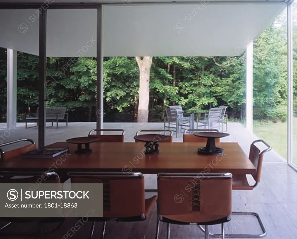 FARNSWORTH HOUSE, FOX RIVER, ILLINOIS, UNITED STATES, INTERIOR WITH BROWN SEATS, LUDWIG MIES VAN DER ROHE