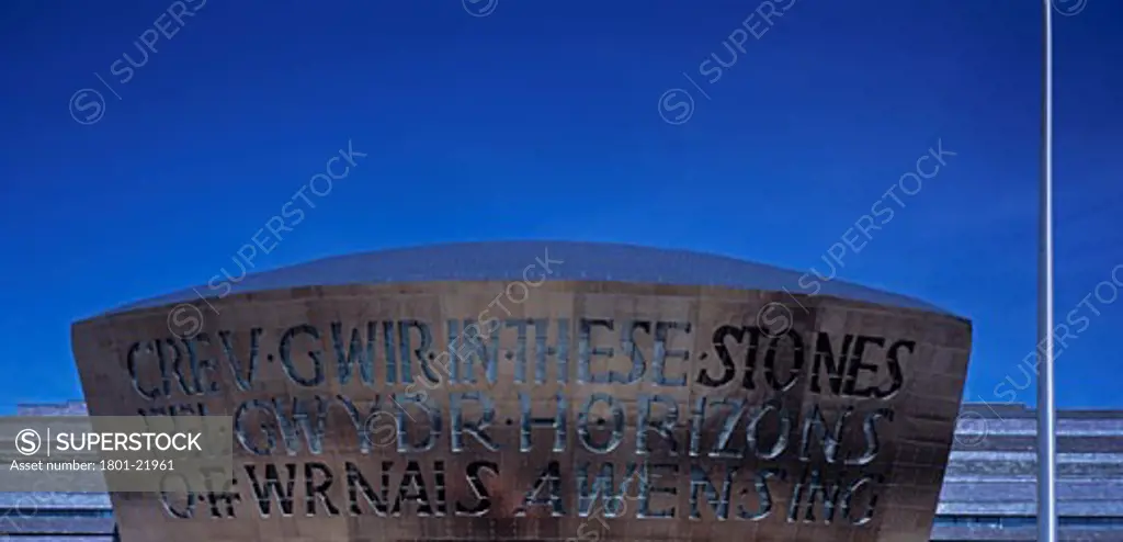 WELSH MILLENNIUM CENTRE, CARDIFF BAY, CARDIFF, UNITED KINGDOM, PANORAMIC VIEW SHOWING INSCRIPTION, PERCY THOMAS ARCHITECTS