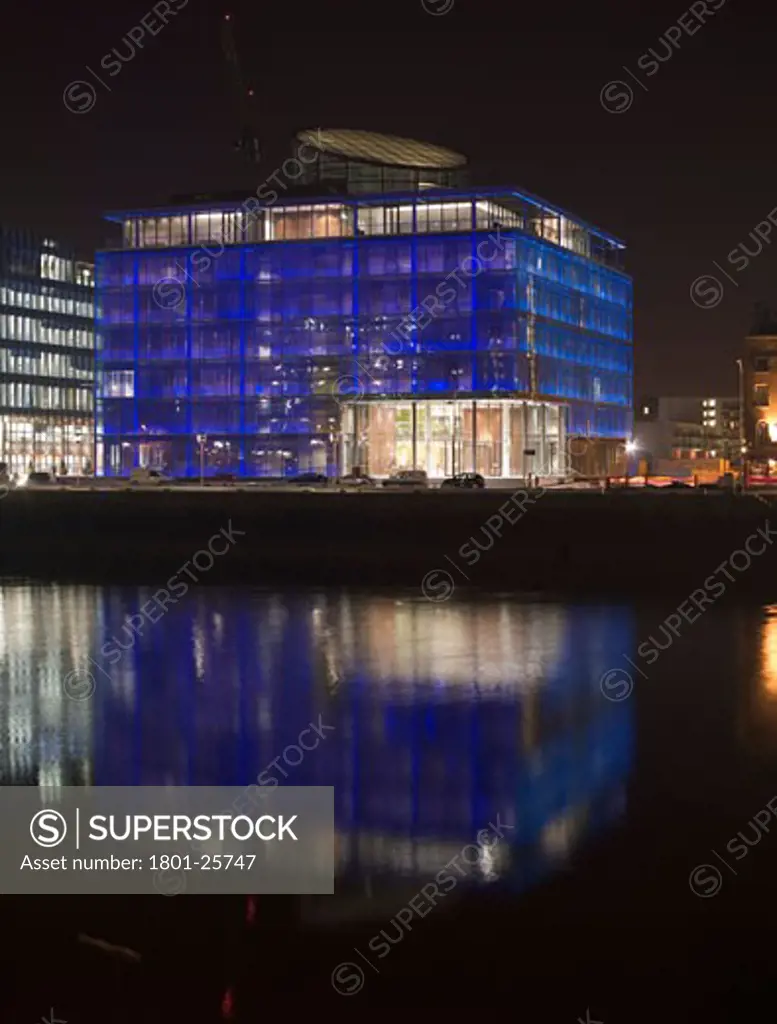 RIVERSIDE ONE OFFICES, SIR JOHN ROGERSONS QUAY, DUBLIN, IRELAND, NIGHT RIVER LIFFEY / BLUE, SCOTT TALLON WALKER