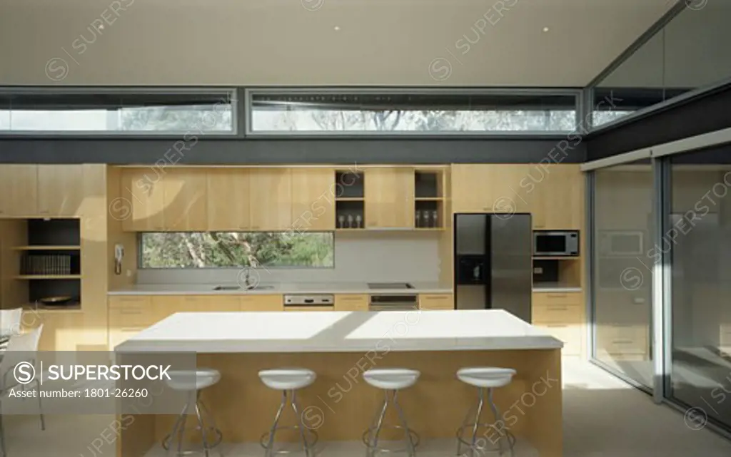 GLEDHILL HOUSE, BOAT HARBOUR, PORT STEPHENS, NEW SOUTH WALES, AUSTRALIA, KITCHEN DETAIL, HOWARD TANNER AND ASSOCIATES