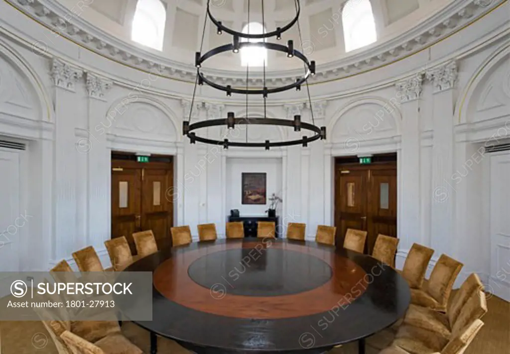 1 CORNHILL, LONDON, EC3 FENCHURCH, UNITED KINGDOM, ADDITIONAL MEETING ROOM ON THIRD FLOOR WITH FULL HEIGHT CEILING INTO DOME ROOF (REFURBISHEDREFUBISHED MARBLE BANKING HALL NOW USED AS MEETING ROOM), ARCHITECT UNKNOWN