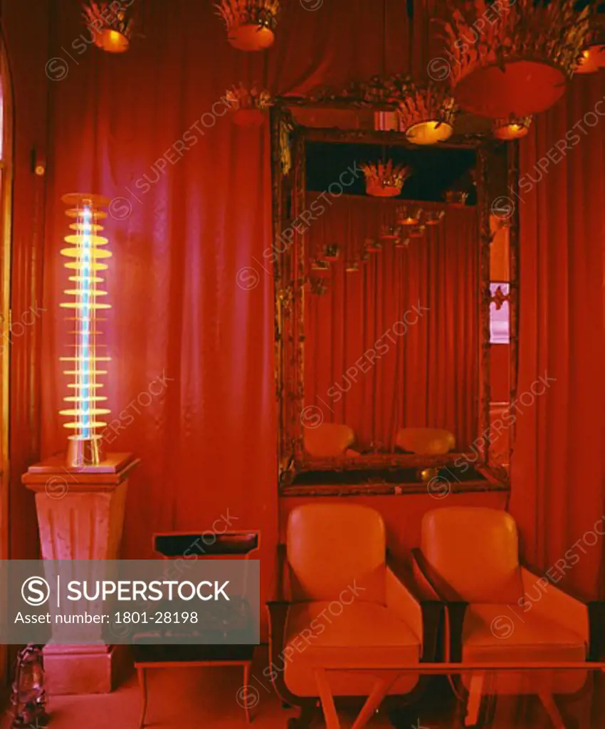 LOUNGE LOVER, 1 WHITBY STREET, LONDON, E2 BETHNAL GREEN, UNITED KINGDOM, INTERIOR - REDCHURCH STREET SIDE, ARCHITECT UNKNOWN