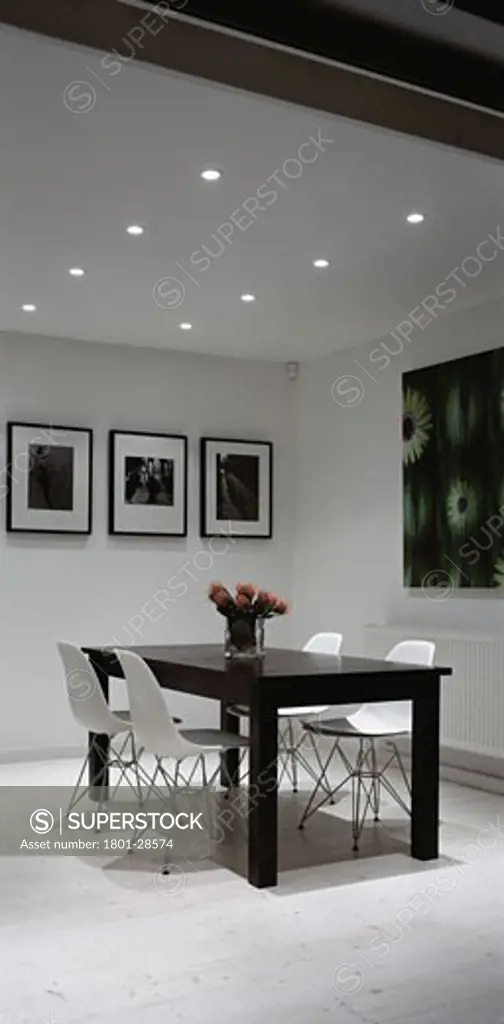 PRIVATE HOUSE, LONDON, N4 FINSBURY PARK, UNITED KINGDOM, TABLE, ARCHITECT UNKNOWN