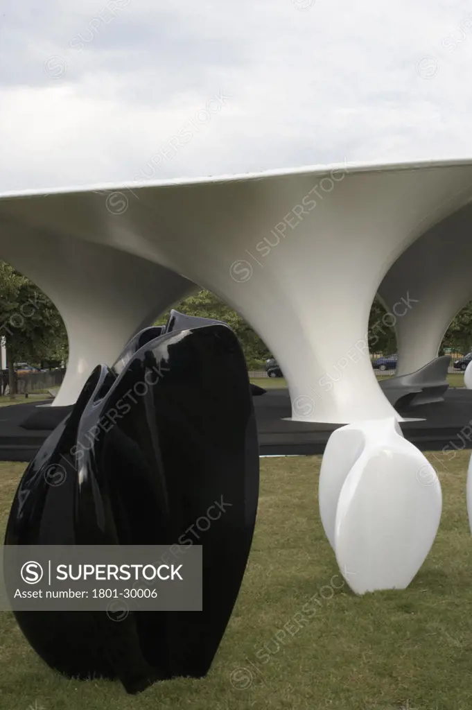 LILAS PAVILION - SERPENTINE GALLERY, KENSINGTON GARDENS, LONDON, W2 PADDINGTON, UNITED KINGDOM, VIEW WITH BLACK SCULPTURE, ZAHA HADID