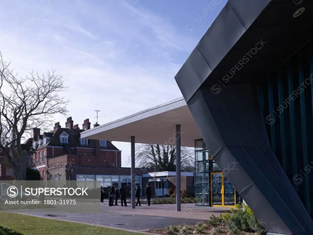 Highdown school entrance., Highdown School, Reading, Berkshire, United Kingdom, Haverstock Associates Llp