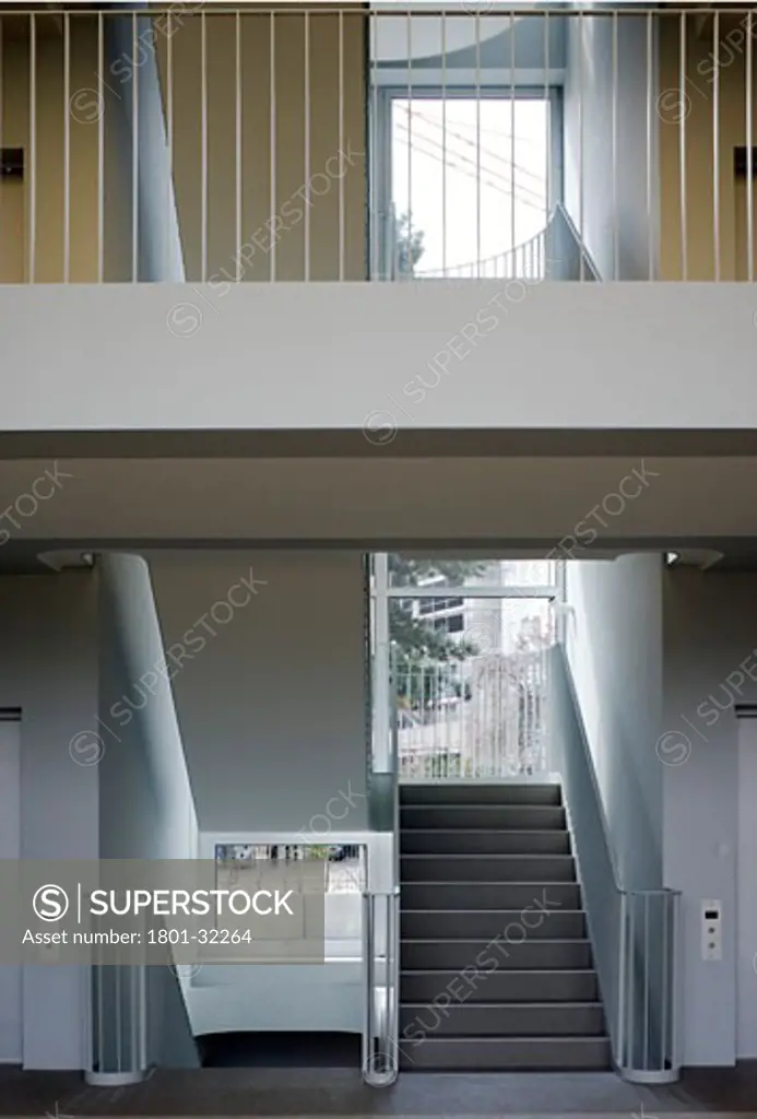 An der alster 1 offices detail of mezzanine and staircase., an Der Alster 1 Offices, an Der Alster, Hamburg, Germany, J. Mayer H.