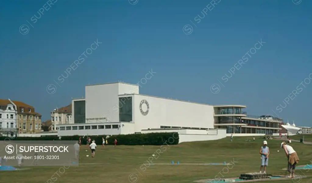 De la warr pavilion overview from pitch pitch and put green., De La Warr Pavilion, Bexhill on Sea, East Sussex, United Kingdom, Erich Mendelsohn (Restoration by John McAslan and Partners)