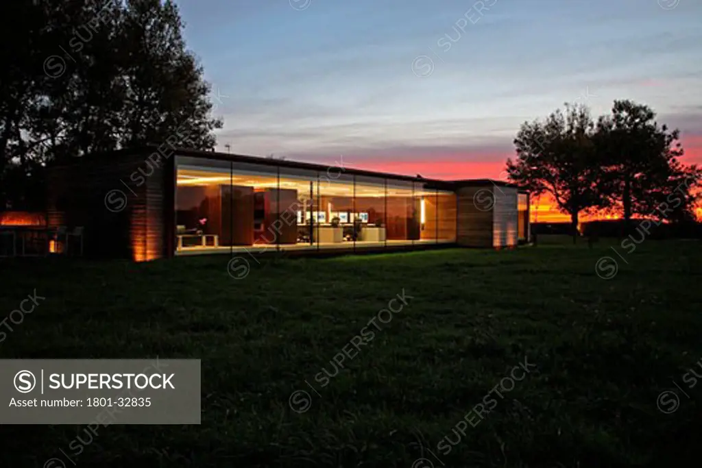 The long barn studio., the Long Barn Studio, Limbersey Lane, Maulden, Bedfordshire, United Kingdom, Nicolas Tye Architects