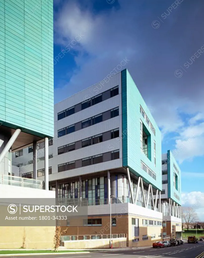 The Bexley Wing St James's University Hospital, Leeds, United Kingdom, Anshen + Allen, The bexley wing st. James's institute of oncology st. James's university hospital.