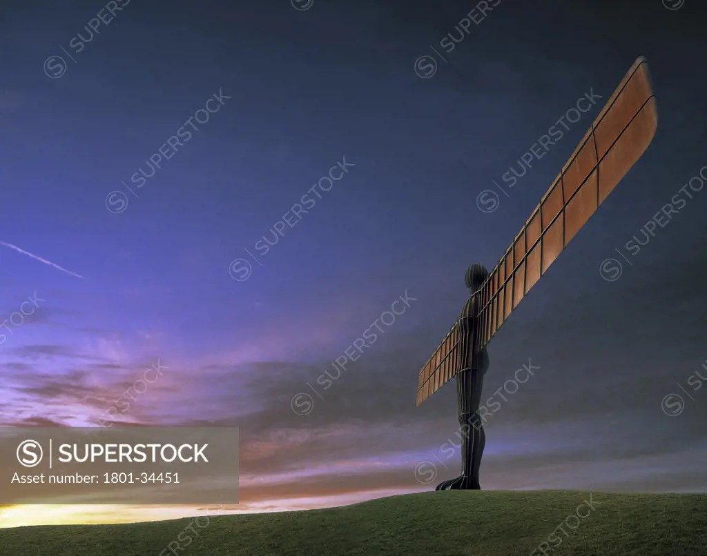 Angel of the North, Gateshead, United Kingdom, Antony Gormley (Artist), Antony gormley the angel of the north at sunset.