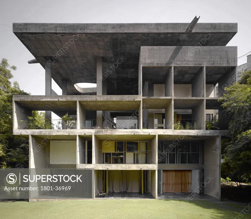 The Shodan House, Ahmedabad, India, Le Corbusier, Shodan house-overall view of rear elevation.