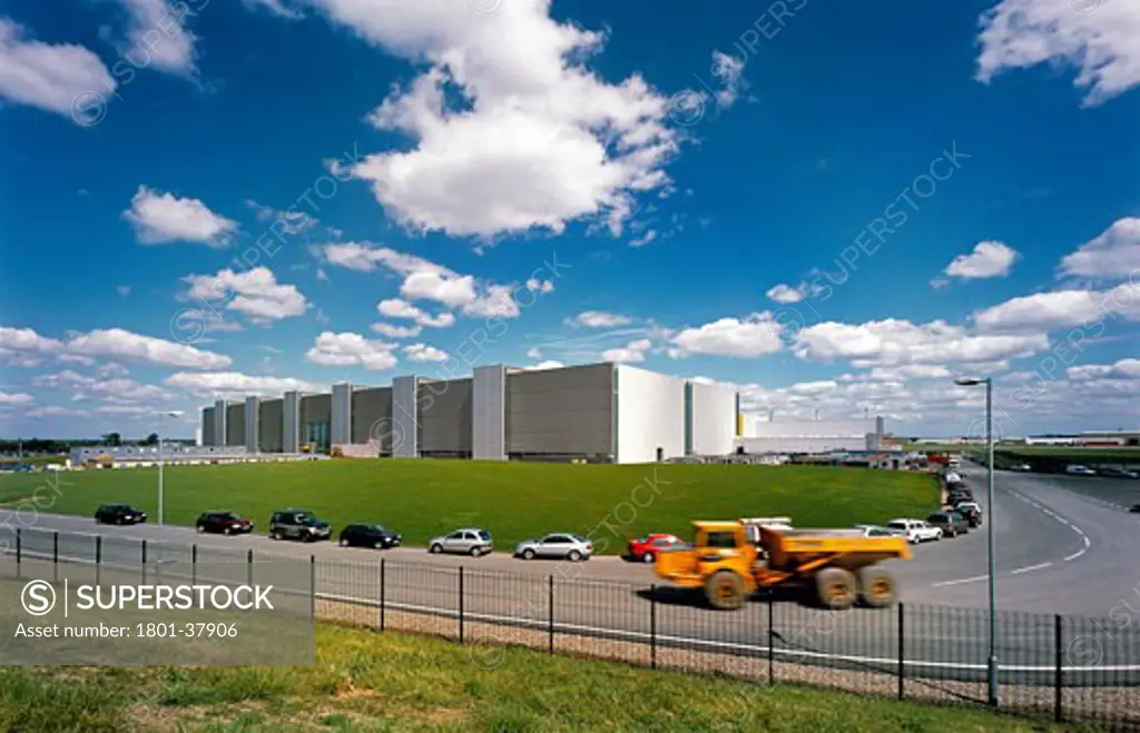 British Aerospace Factory, Broughton, United Kingdom, Faulkner Browns, British aerospace factory cladding construction.