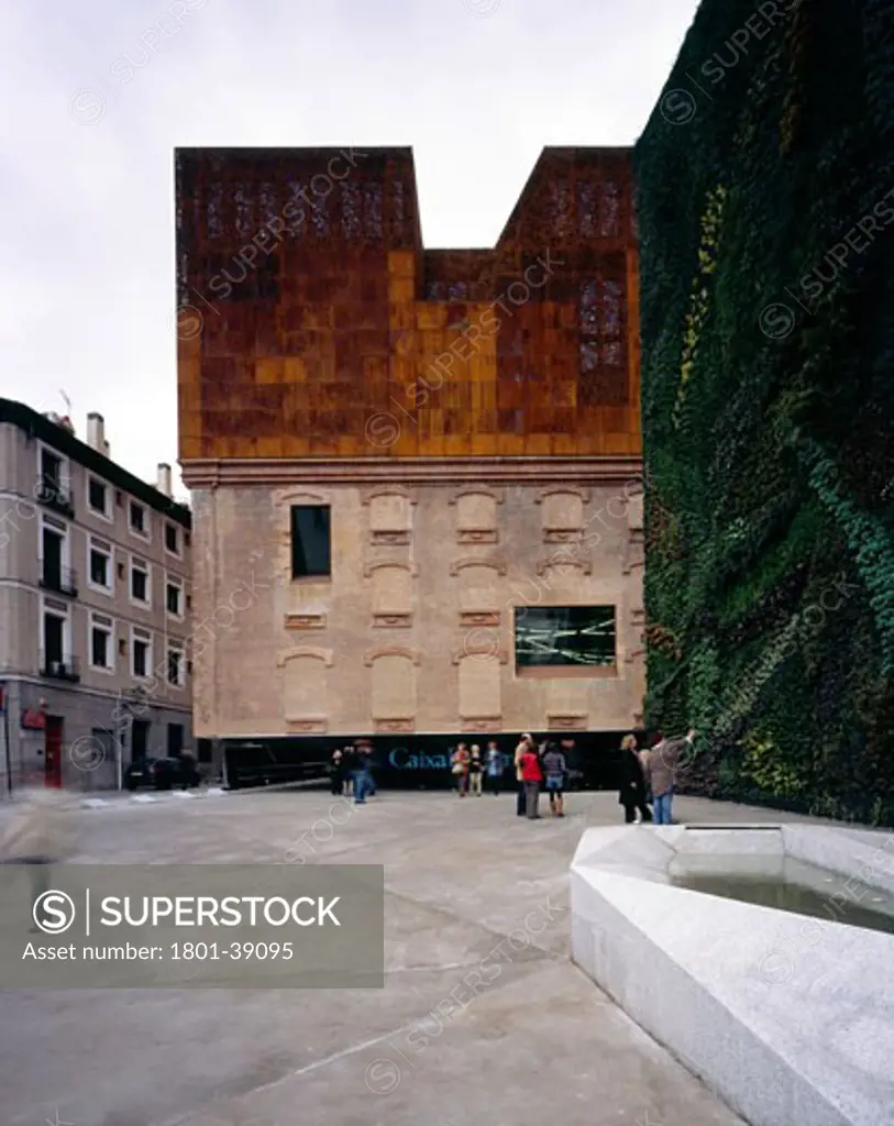 Caixa Forum Madrid, Madrid, Spain, Herzog & De Meuron, Caixa forum madrid frontal vertical view.