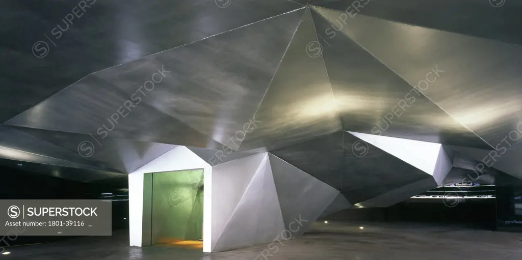 Caixa Forum Madrid, Madrid, Spain, Herzog & De Meuron, Caixa forum madrid structural roof with entrance.