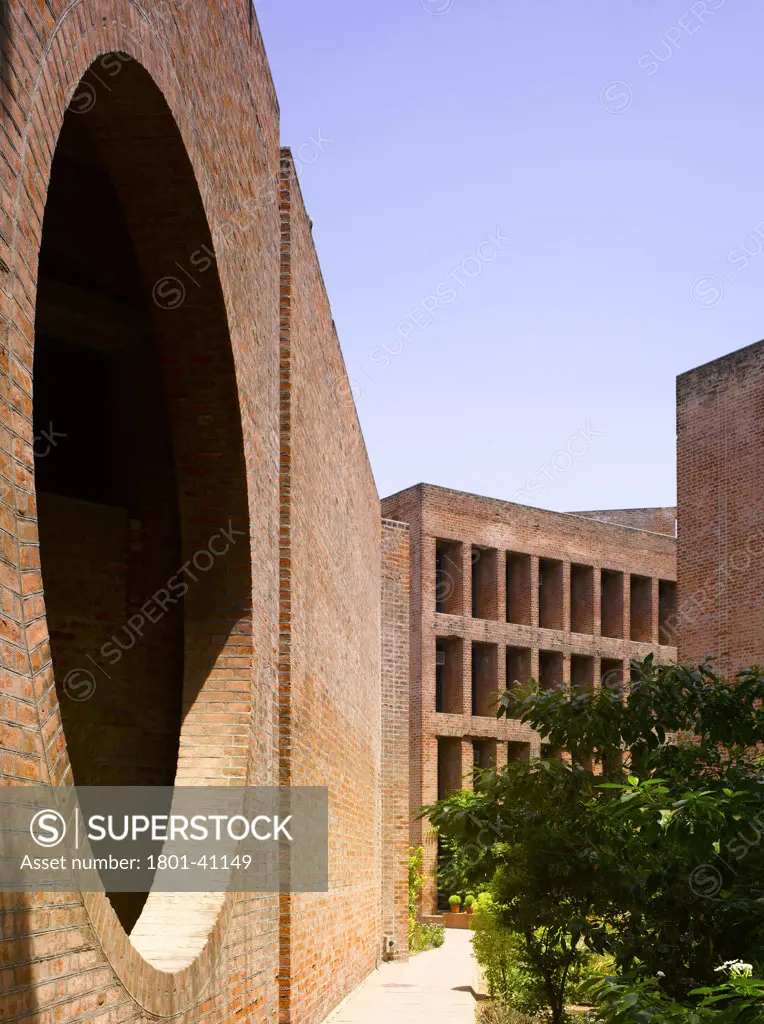 Indian Institute of Management, Ahmedabad, India, Louis Khan, Institute of management- overall view.