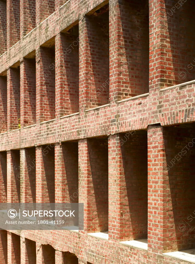 Indian Institute of Management, Ahmedabad, India, Louis Khan, Institute of management- brick detail.