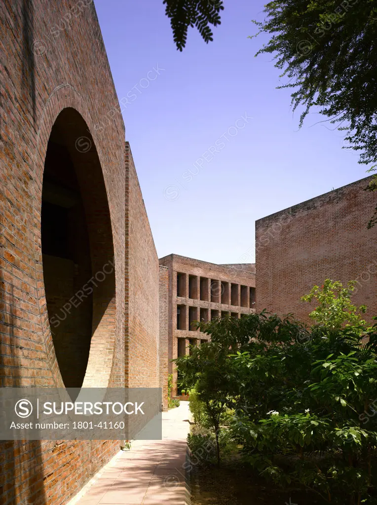Indian Institute of Management, Ahmedabad, India, Louis Khan, Institute of management.
