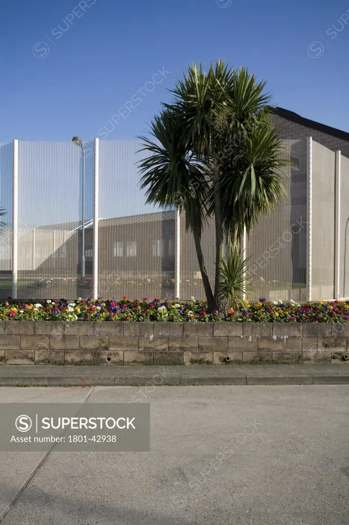 High Down Prison, Sutton, United Kingdom, Pick Everard Architects, High down prison prison garden.