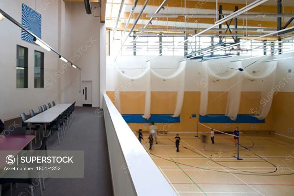 THE MARLOWE ACADEMY, STERLING WAY, RAMSGATE, KENT, UNITED KINGDOM, GALLERY WITH GYM, BUILDING DESIGN PARTNERSHIP