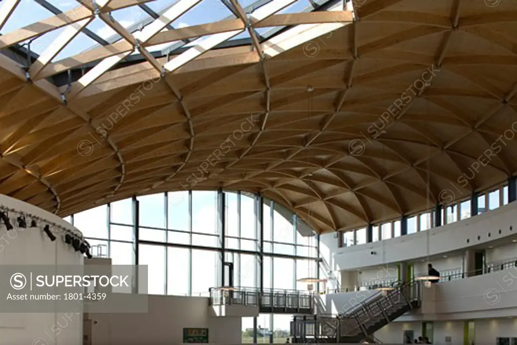 THE MARLOWE ACADEMY, STERLING WAY, RAMSGATE, KENT, UNITED KINGDOM, ARCHED ROOF DETAIL, BUILDING DESIGN PARTNERSHIP