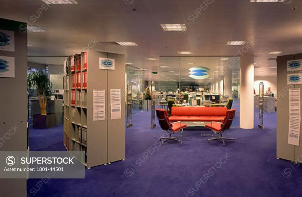 Pfizer UK Headquarters, Tadworth Walton Oaks, United Kingdom, Sheppard Robson, Pfizer UK headquarters library partitioning.
