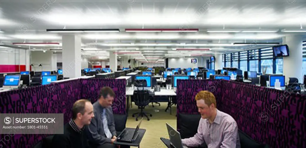 Guardian Offices, London, United Kingdom, Tp Bennett, Guardian offices kings place people using laptops in seating area.