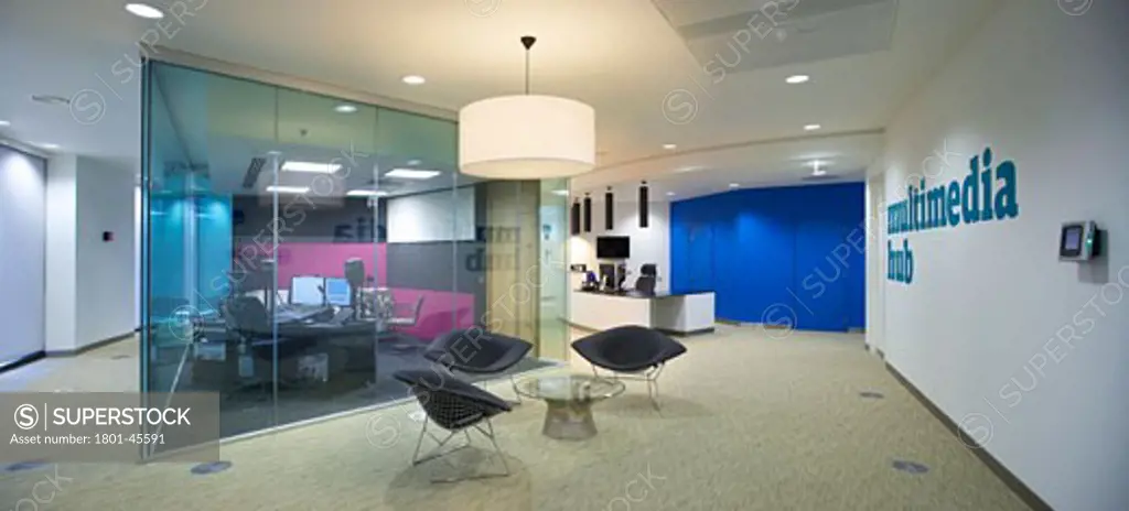 Guardian Offices, London, United Kingdom, Tp Bennett, Guardian offices kings place open area with view to glass walled office.