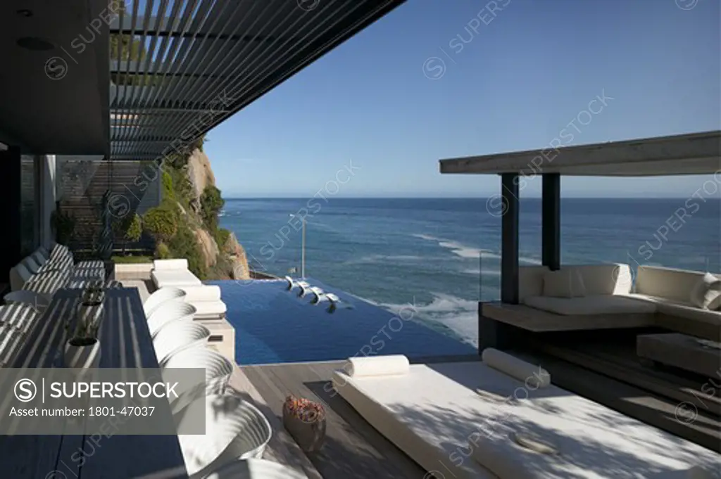 Private House, Cape Town, South Africa, Stefan Antoni Olmesdahl Truen Architects, STEFAN ANTONI OLMESDAHL TRUEN ARCHITECTS PRIVATE HOUSE CAPE TOWN SOUTH AFRICA OBLIQUE EXTERIOR OF OUTSIDE DINING AND OCEAN