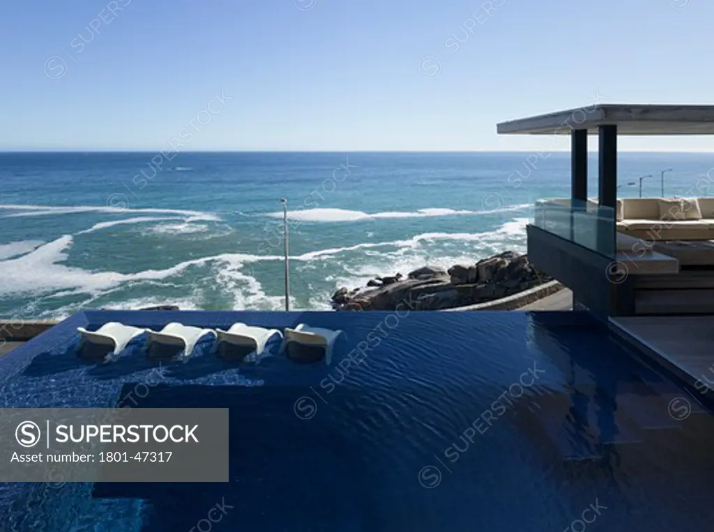 Private House, Cape Town, South Africa, Stefan Antoni Olmesdahl Truen Architects, STEFAN ANTONI OLMESDAHL TRUEN ARCHITECTS PRIVATE HOUSE CAPE TOWN SOUTH AFRICA EXTERIOR WITH SWIMMING POOL AND OCEAN