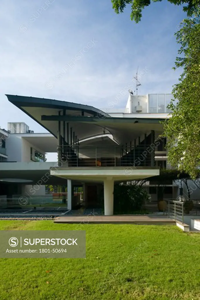 Damai Suria, Kuala Lumpur, Malaysia, Eric Parry Architects, VIEW OF COMMUNAL HALL AT DAMAI SURIA