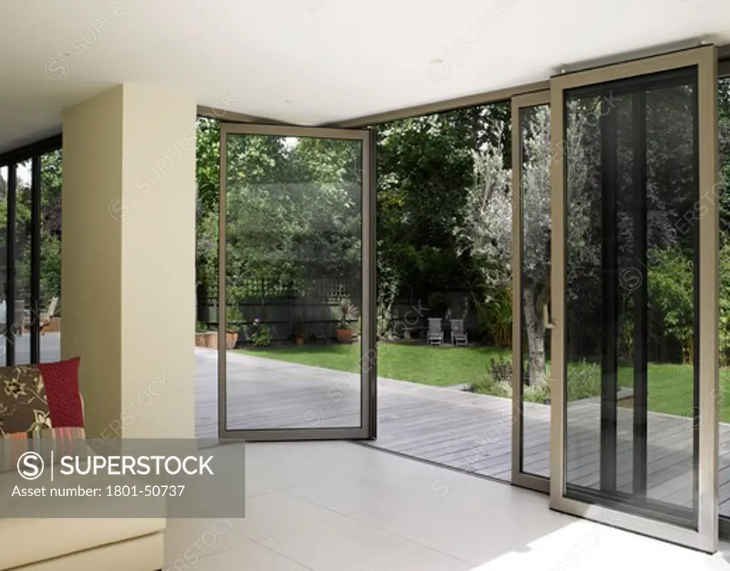 Sheldon Avenue, London, United Kingdom, Dmfk Architects, PRIVATE HOUSE DMFK LONDON 2009 VIEW FROM LIVING ROOM THROUGH TO GARDEN