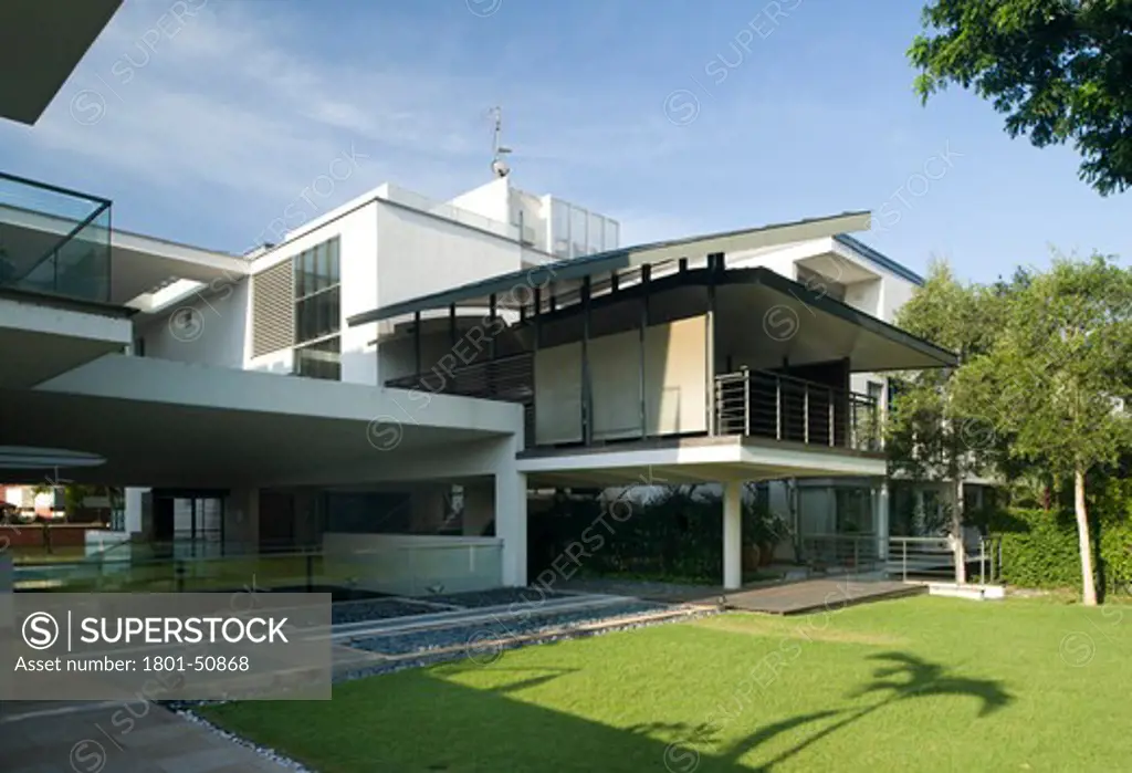 Damai Suria, Kuala Lumpur, Malaysia, Eric Parry Architects, VIEW OF COMMUNAL HALL AT DAMAI SURIA